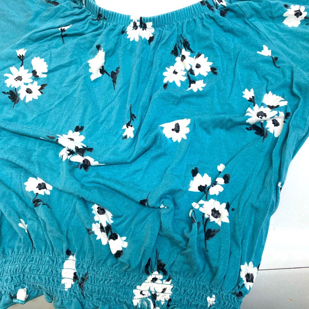 Rum & Ryder Floral Off Shoulder Sinched Bottom Ruffle Sleeve